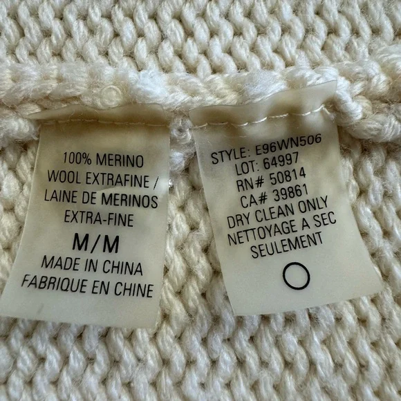 Elie Tahari 100% Merino Wool Luxurious heavy warm cream sweater duster Size M - Picture 6 of 7